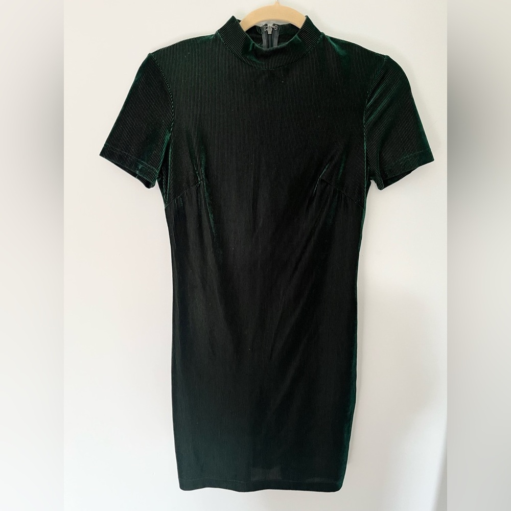 Cute Little Green Velvet Dress